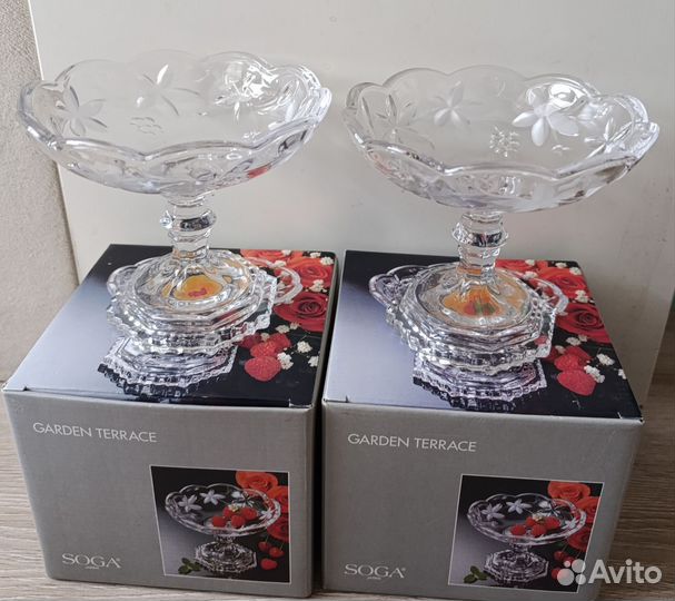 Салатник на ножке Япония новый 2 шт