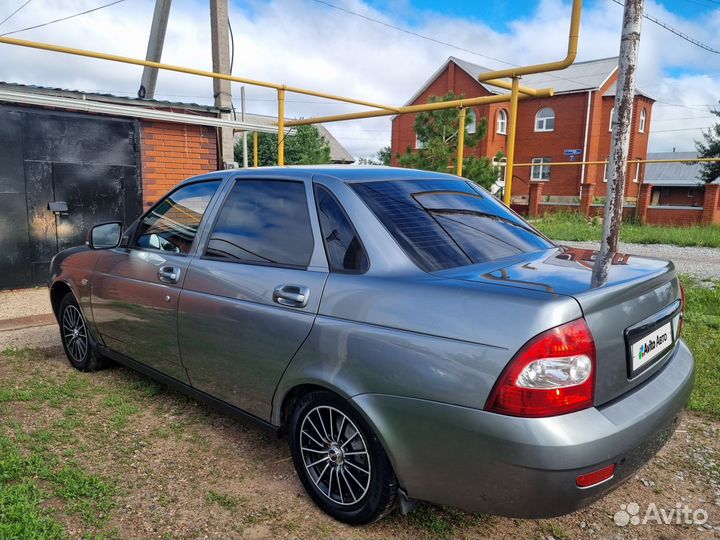 LADA Priora 1.6 МТ, 2012, 180 132 км