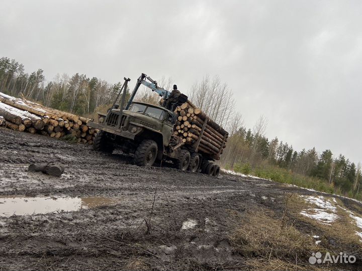 Урал 4320-10 с КМУ, 1995