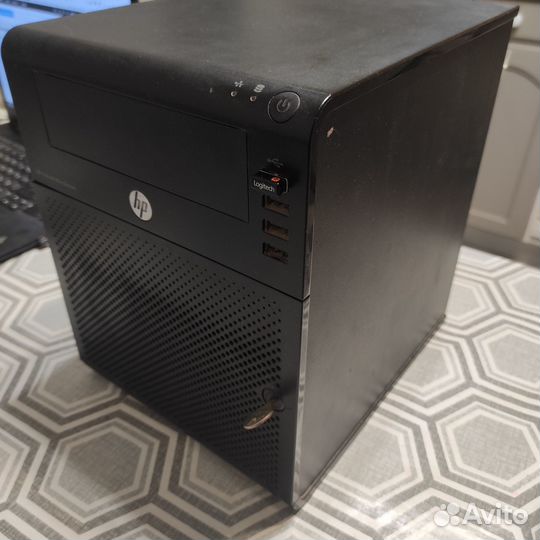 HP Proliant MicroServer G7 N40L