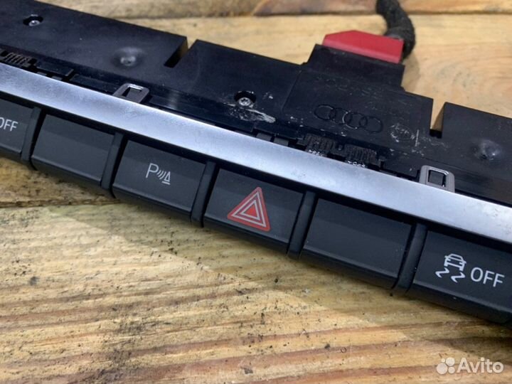 Кнопка аварийной сигнализации Audi A3 8V 8V0925301PJ