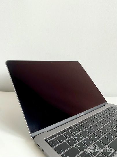 MacBook Pro 13 2018 TouchBar 8/512Gb Space Gray