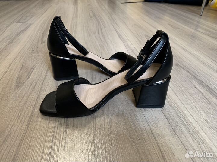 Босоножки женские, 37-38