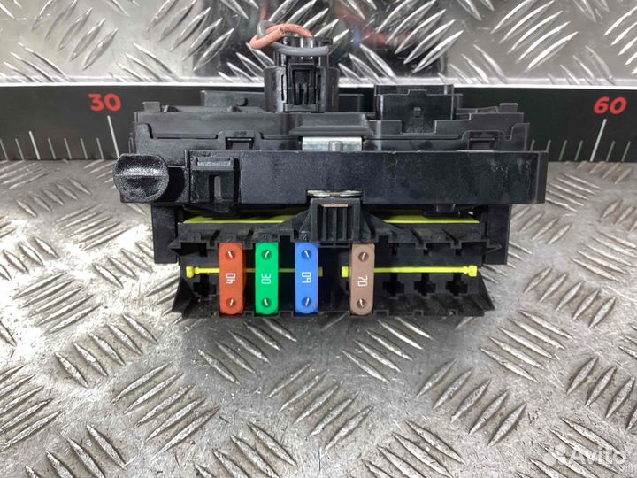 Блок предохранителей Peugeot Expert