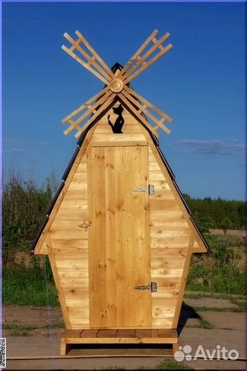 Уличный туалет деревянный TOP223