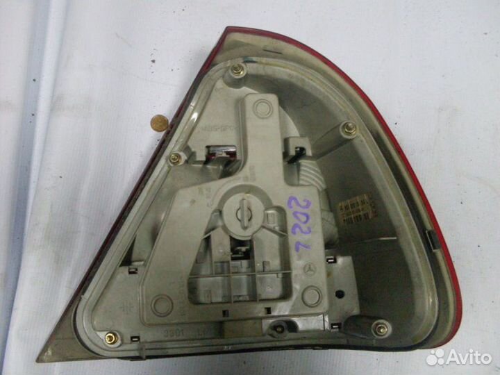 Фонарь задний Mercedes-Benz C-Class W202