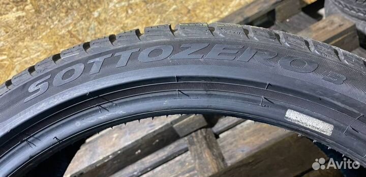 Pirelli Winter Sottozero 3 275/35 R21