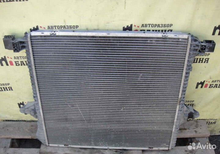 Радиатор Volkswagen Amarok