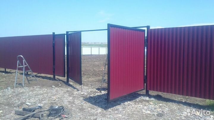 Заборы из профнастила