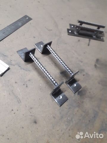 Дверные ручки из арматуры (лофт)