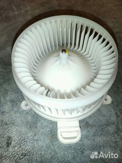 Моторчик отопителя land cruiser (150) /prado (2009