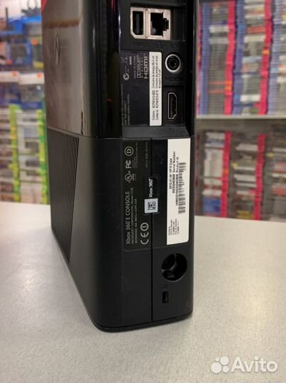 Xbox 360 Е 250 гб + 5 игр