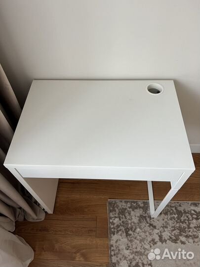 Письменный стол IKEA микке