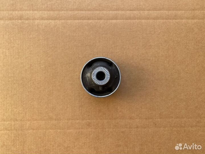 Сайлентблок для VAG 500 407 183 L