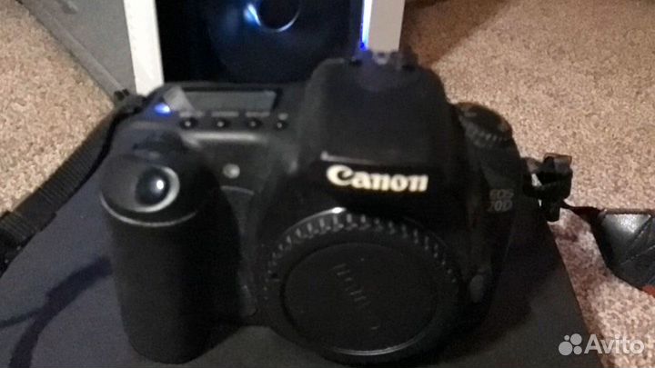 Canon EOS DigitalRebel XT EOS и Canon EOS DS126061