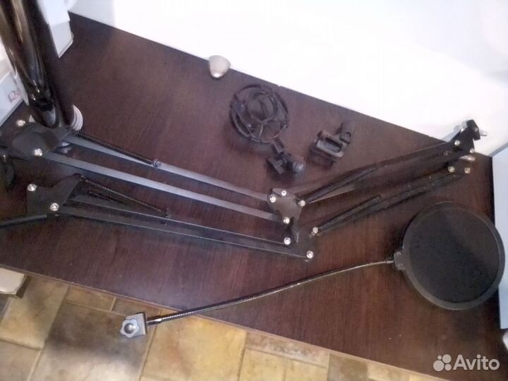 Кран + Держатель для микрофона Паук + Поп фильтр