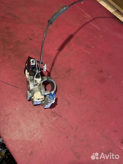 Замок зажигания Nissan Tiida