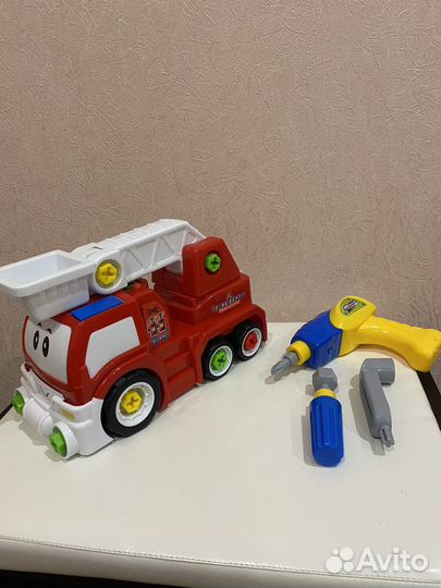 Машинка с шуруповертом