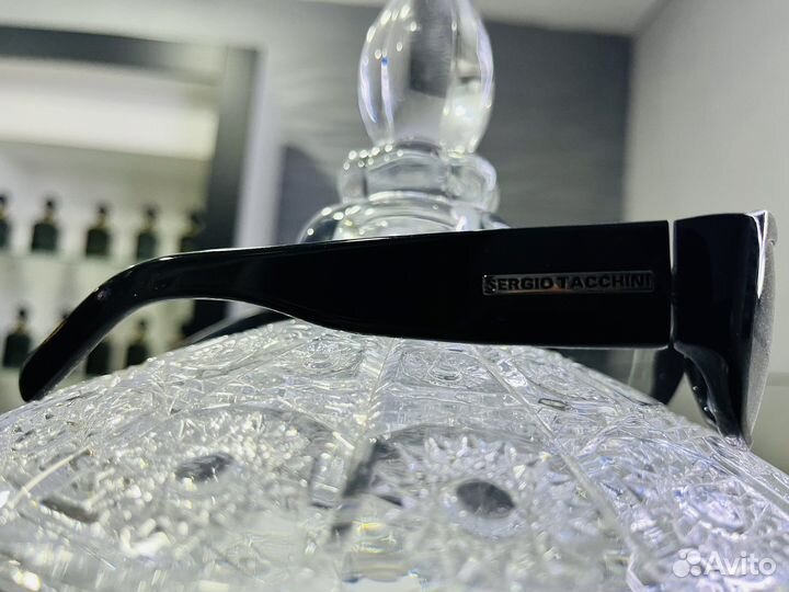 Солнцезащитные классические очки