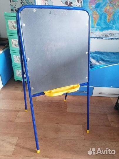 Магнитно меловая доска