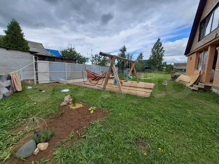Дом 140 м² на участке 14 сот.