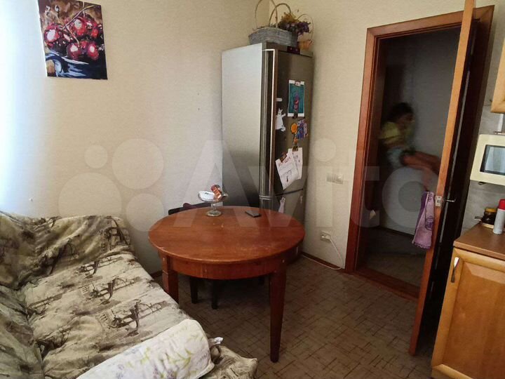 2-к. квартира, 54 м², 1/2 эт.