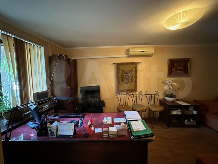Офис на первой линии, 76 м²