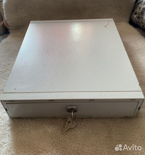 Ящик для денег