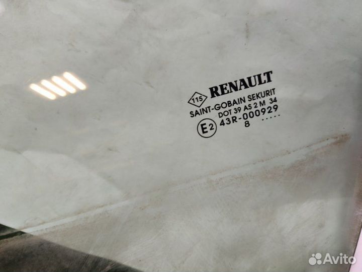Стекло переднее левое Renault Megane 2