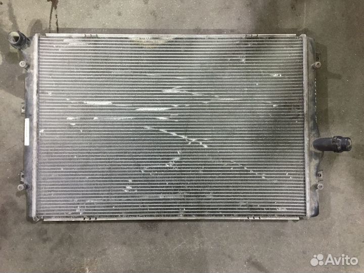 Фольксваген Пассат Радиатор охлаждающей жидкости