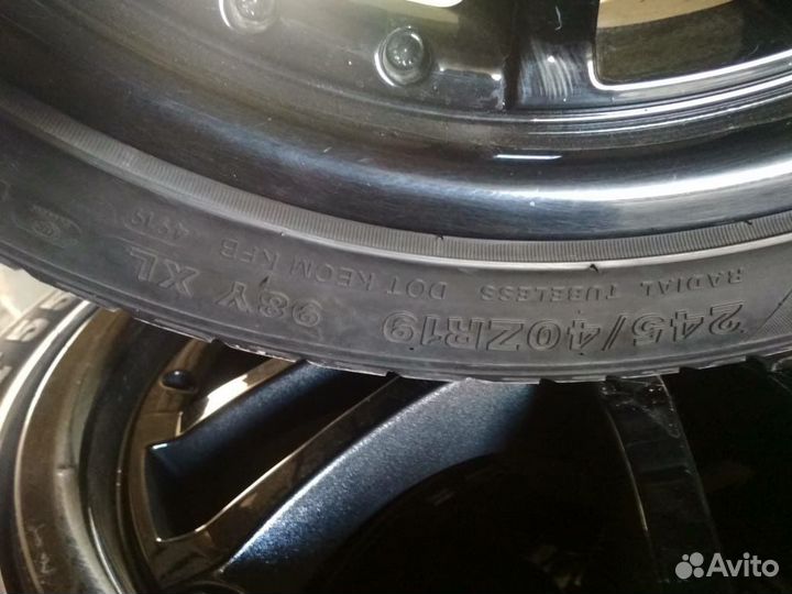 Accelera AT 70-75 245/40 R19