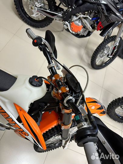 Мотоцикл Avantis A8 250 (PR250/172FMM-5) KKE