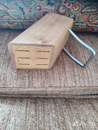 Подставка для ножей. Новая. Дерево и метал