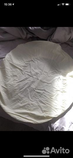 Новая простынь для круглой кроватки