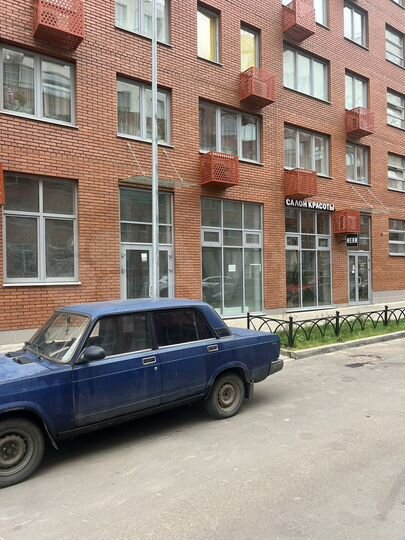 Торговая площадь, 67 м²