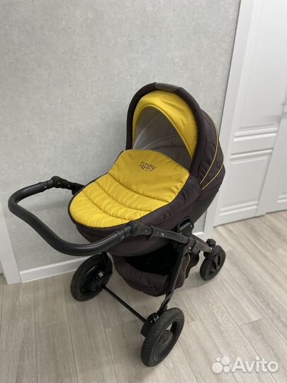 Коляска tutis zippy sport 2 в 1