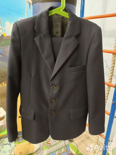 Школьный костюм для мальчика 122-128 темно-синий
