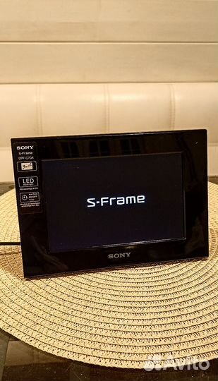 Цифровая Фоторамка Sony S-Frame DPF-C70A