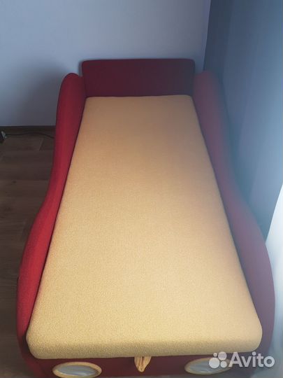 Детская кровать от 3 лет с бортиками