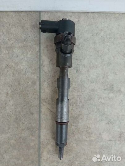 Форсунка Chrysler Grand Voyager 3 0445110059