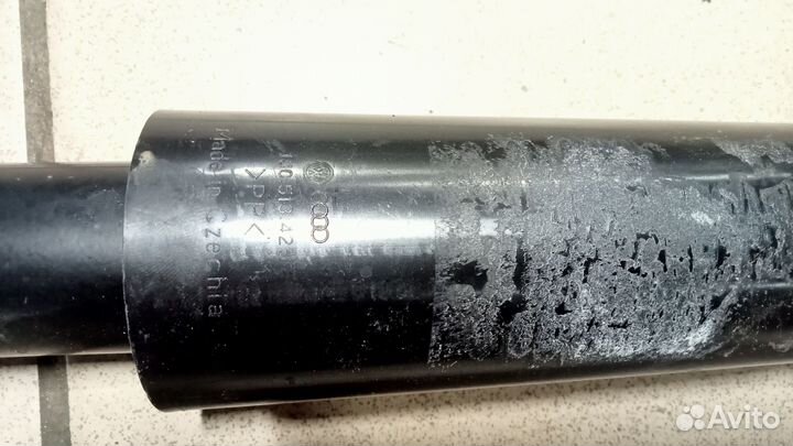 Задний амортизатор Volkswagen Polo.Оригинал.бу