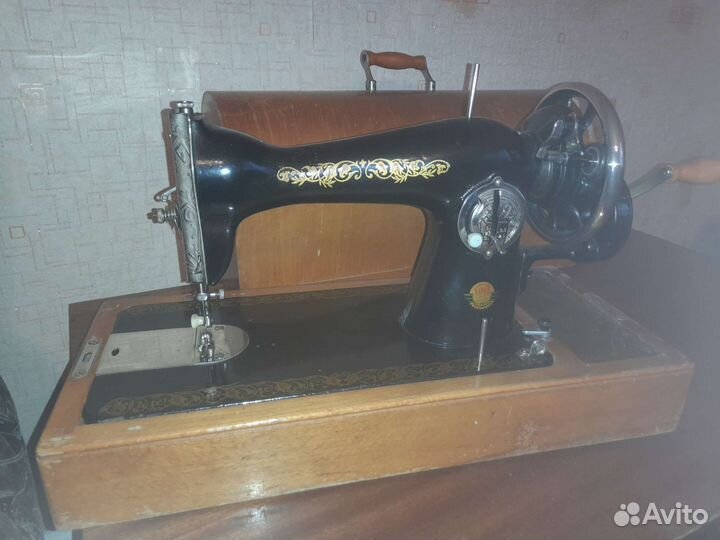Швейная машинка пмз им. Калинина