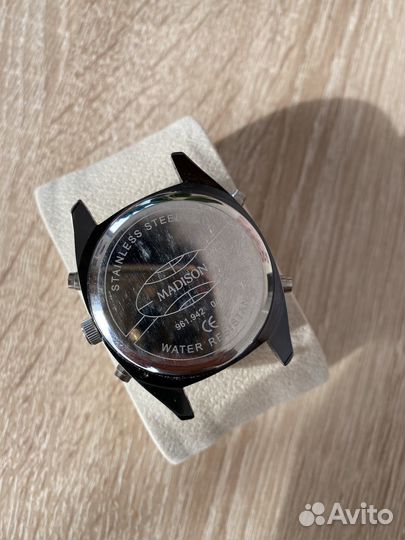 Часы madison