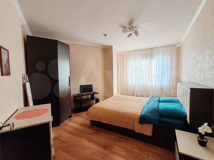 2-к. квартира, 57,6 м², 8/16 эт.