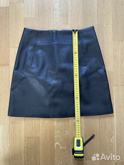 Кожаная мини юбка 32