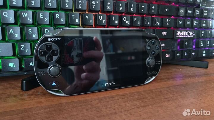 Psp и ps vita разные модели много игр