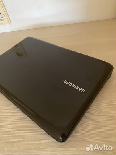 Ноутбук samsung