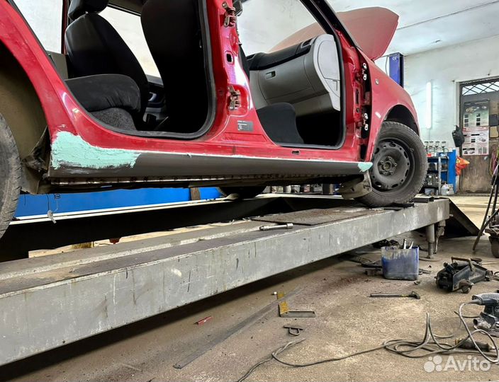 Пороги для Skoda Fabia 2 2007-2010 (mk2)