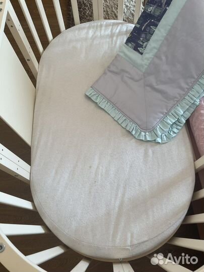 Кроватка детская с комплектом