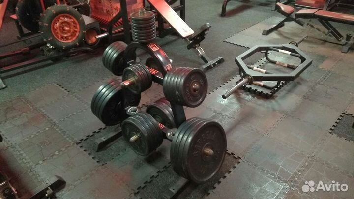 Стойка для хранения дисков